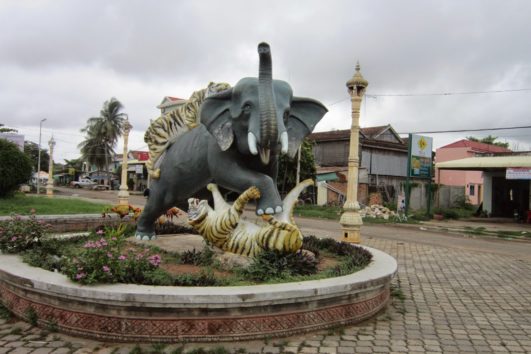 PhnomPenh - KompongCham - KompongThom - Siem Reap 8Days